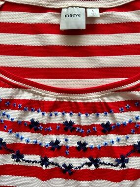 NWOT Maeve by Anthropologie Scoop Neck T w. Embroidered Front